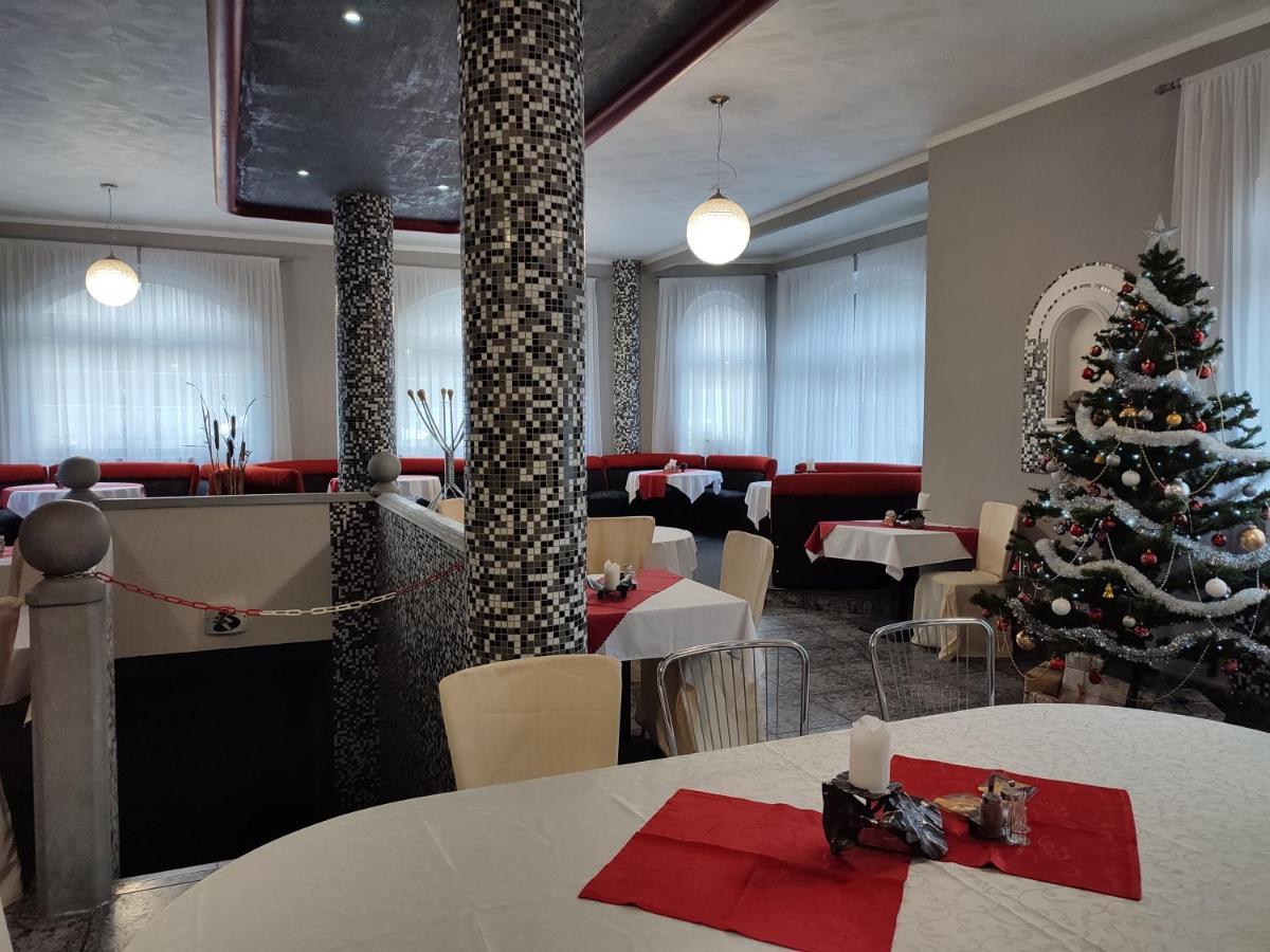 Hotel Bohemia Excellent Klášterec nad Ohří Eksteriør billede