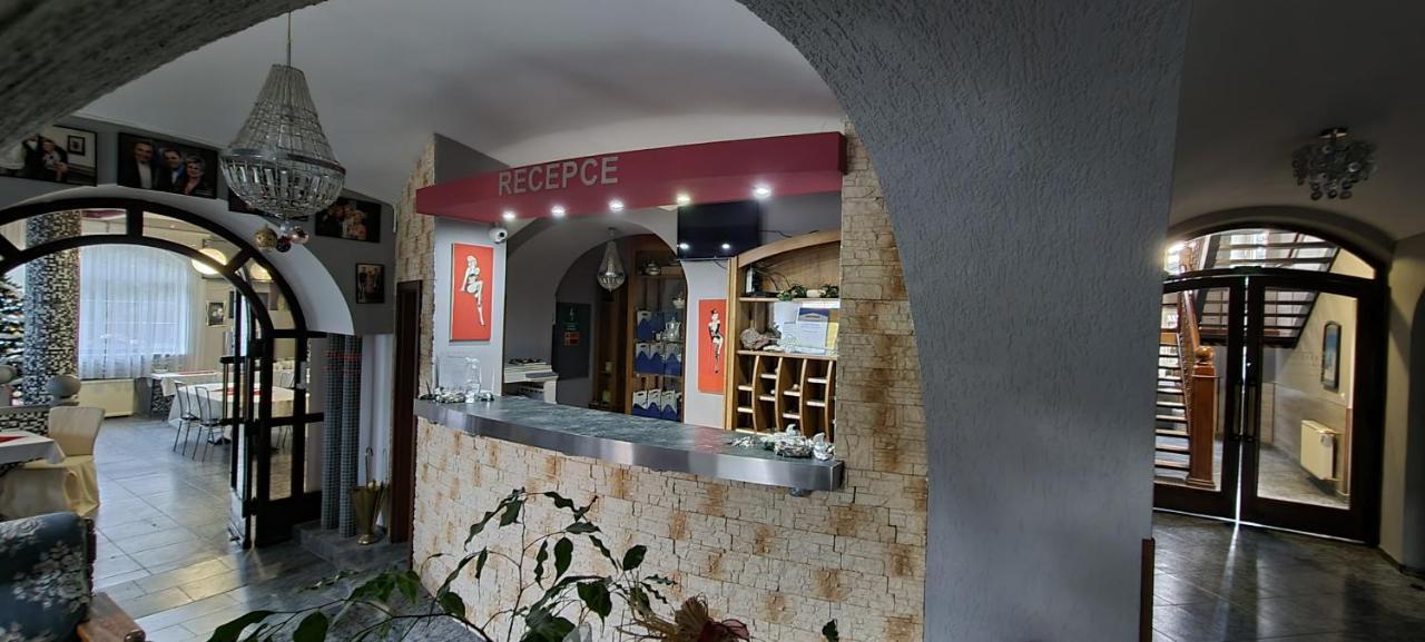 Hotel Bohemia Excellent Klášterec nad Ohří Eksteriør billede